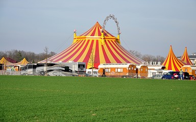 colors circus tent   © petrle