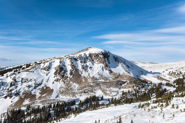 The Valley & the Mountain 