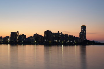 Fototapeta na wymiar 福岡市西区の夜景都市風景