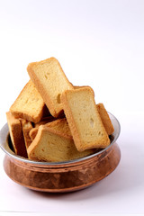 crispy rusk, cake rusk