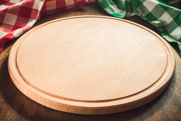 pizza cutting board