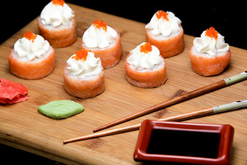 Smoked salmon rolls with cream cheese