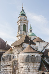 Obraz premium Solothurn, Stadt, Altstadt, Baseltor, Tor, Stadttor, St. Ursen-Kathedrale, Kathedrale, Hauptgasse, Festung, Frühling, Frühlingsspaziergang, Schweiz