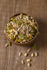 bunch of salad seed mix