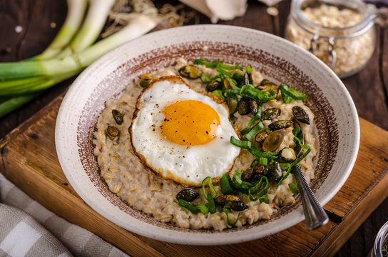 oatmeal salty with spring onion and egg