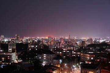 Obraz premium 福岡市中央区の夜景都市風景
