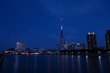 Obraz premium 福岡市西区の夜景都市風景