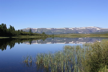 Fototapeta na wymiar Alpine lake, Repablic of Gorny Altai