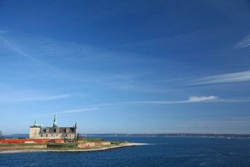 Fototapeta premium Kronborg Castle viewed from the ferry to Sweden