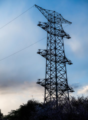 送電鉄塔シルエット