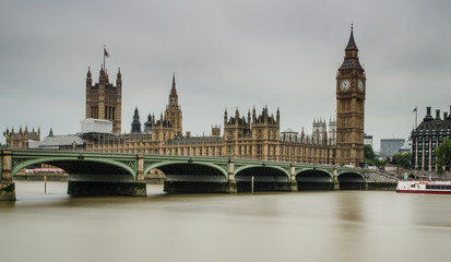 Fototapeta na wymiar Long exposure of the Houses of Parliament, London