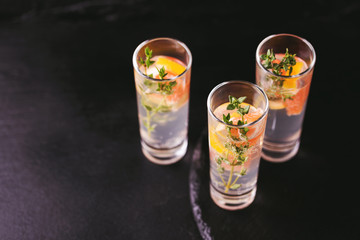 Gin bitter lemon with thyme and grapefruit.