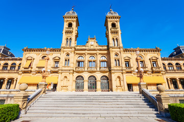 Obraz premium Ratusz San Sebastian, Hiszpania