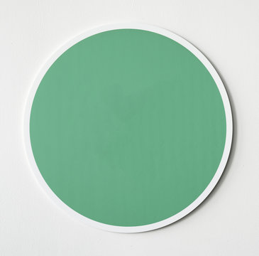 Green circle button icon isolated
