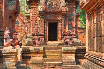 Fototapeta premium Banteay Srei Temple, Ancient Ruin of Cambodia