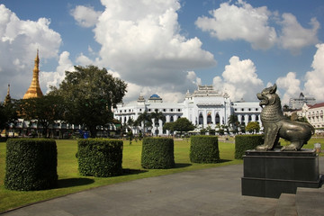 Maha Bandula Park, which is surrounded by Sule Pagoda, and Yangon City Hall, Yangon, Myanmar.