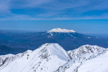 Fototapeta na wymiar 木曽駒ヶ岳からの御嶽山