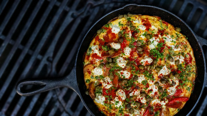 Spanische Fritatta auf dem Grill