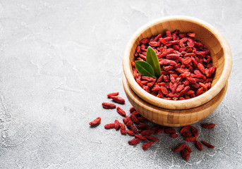 dry red goji berries