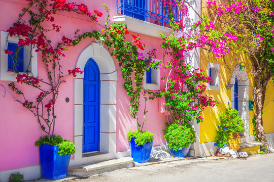 Fototapeta Street in Kefalonia, Greece
