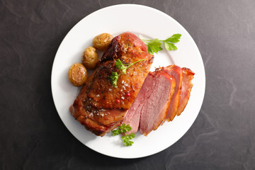 baked pork sliced