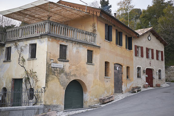 Fototapeta na wymiar Asolo, Italy - March 26, 2018 : View of the old streets of Asolo