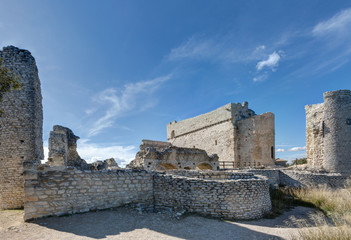 Le Chateau de Thouzon - Le Thor - Vaucluse