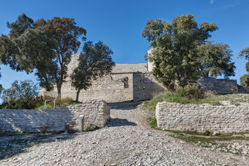Le Chateau de Thouzon - Le Thor - Vaucluse