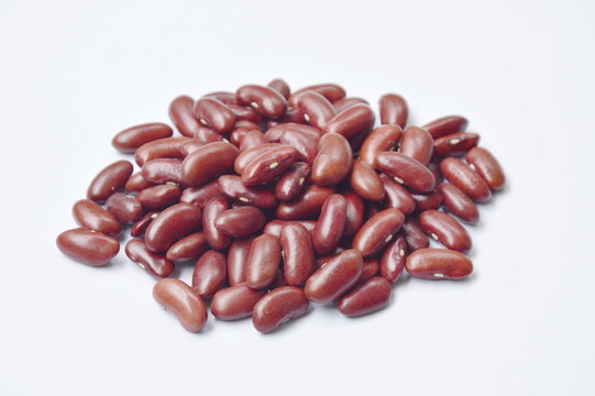 raw red kidney bean batch on white background