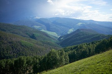Fototapeta na wymiar Vail valley and mountain in Colorado