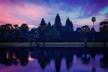 Fototapeta premium Angkor Wat - famous Cambodian landmark - on sunrise