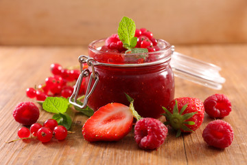 berries jam