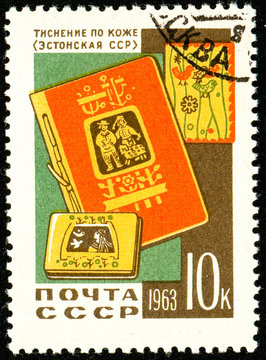 Ukraine - circa 2018: A postage stamp printed in USSR show Embossing on the skin. Estonia. Series: Decorative Arts. Circa 1963.