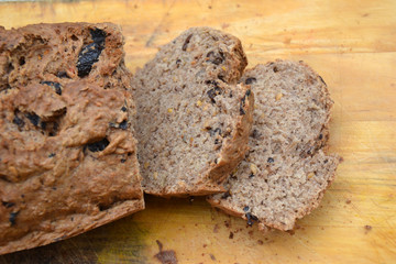 Pain bio aux olives 05