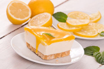 Lemon cheesecake.