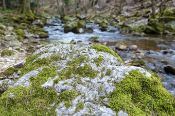 Stein mit Wasser Hintergrund