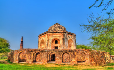 Tomb of Mohd Quli Khan in Delhi, India © Leonid Andronov
