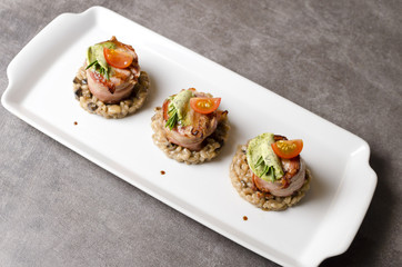 Spinach sponge cake for gourmet decoration