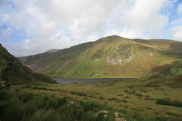 Bergsee auf Halbinsel Dingle, Irland