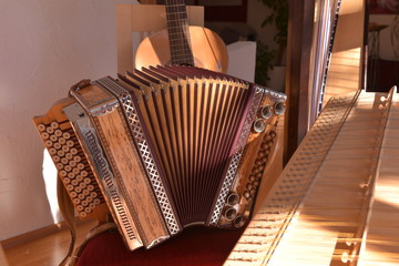 Saiteninstrumente