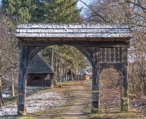 old gate architecture