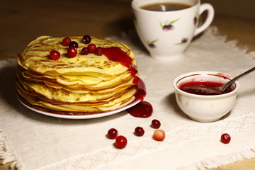 pancakes with tea and cranberries