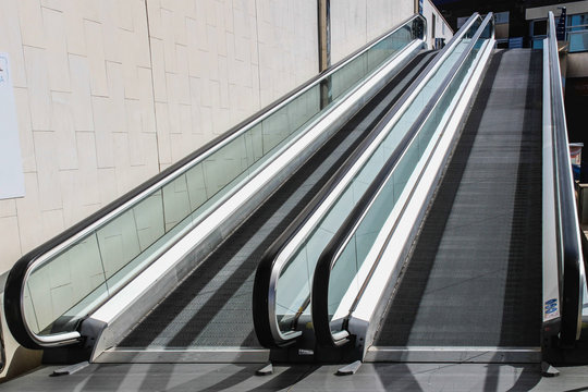 Fahrsteig - flache Rolltreppe