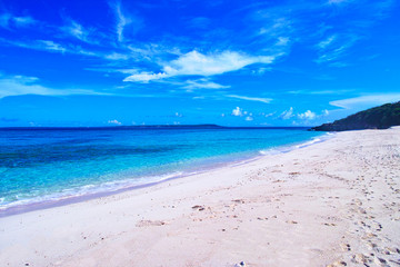真夏の宮古島。来間島の長間浜