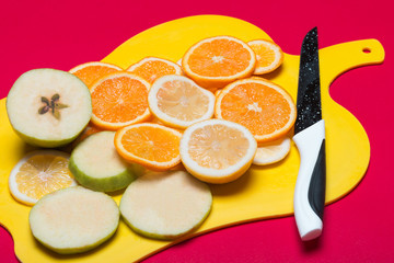Fruit lying on a cutting board
