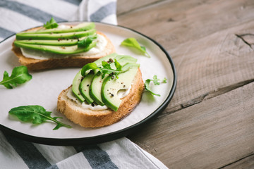 Avocado sandwiches