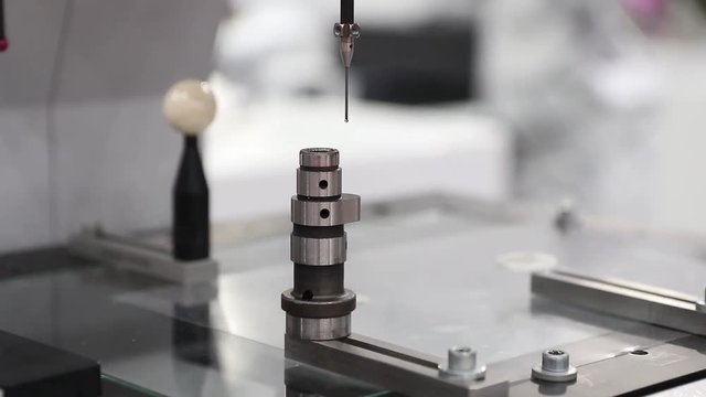 CMM checking dimension of motorcycle camshaft ; Quality control