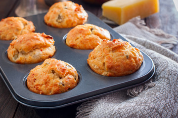 Ham, cheese and sun dried tomato muffins