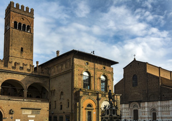Fototapeta na wymiar Bologna Piazza Maggiore with Neptune statue and duomo 