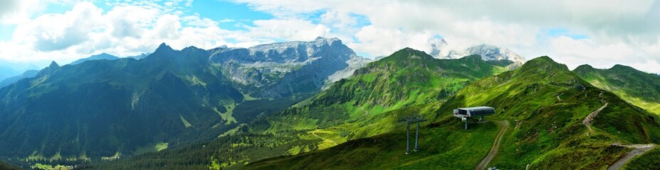 Fototapeta na wymiar Austrian Alps-panoramic view from the Golmer Joch